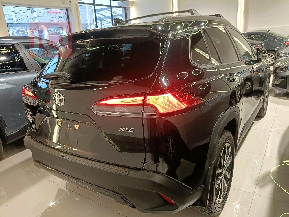 تۆیۆتا کۆرۆلا کرۆس